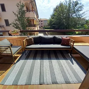 Fiorenza House , Luisago Italie