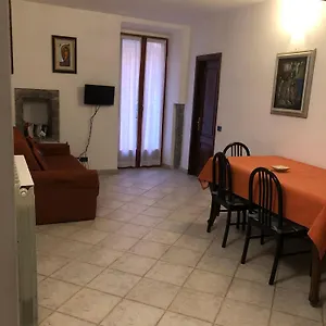 Irma Colua , Manarola Italie